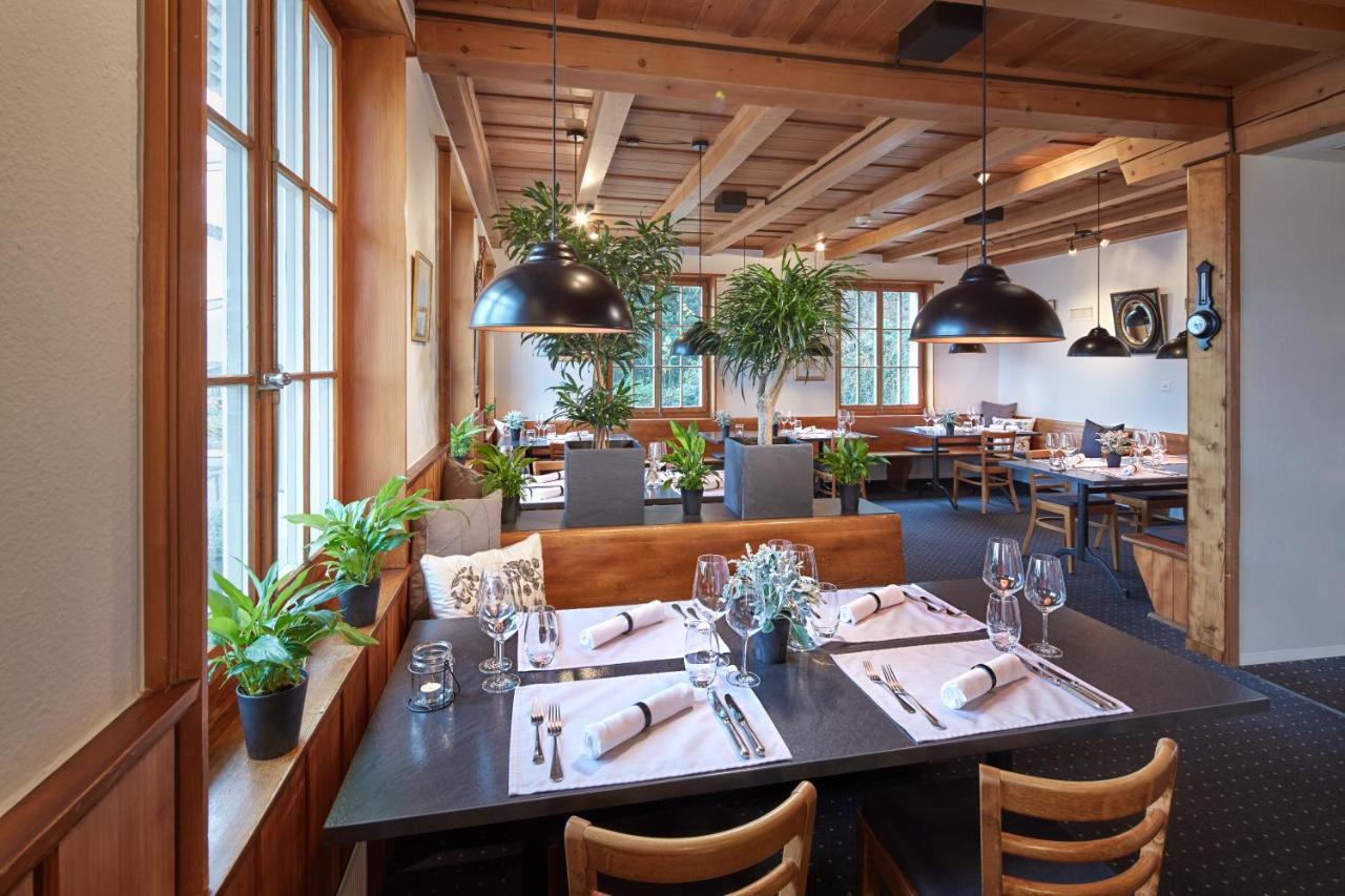 Le Mont-Vully - Hotel Restaurant Haut-Vully Buitenkant foto